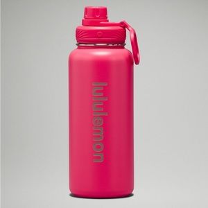 Lululemon back to life sports bottle in lipgloss 32oz